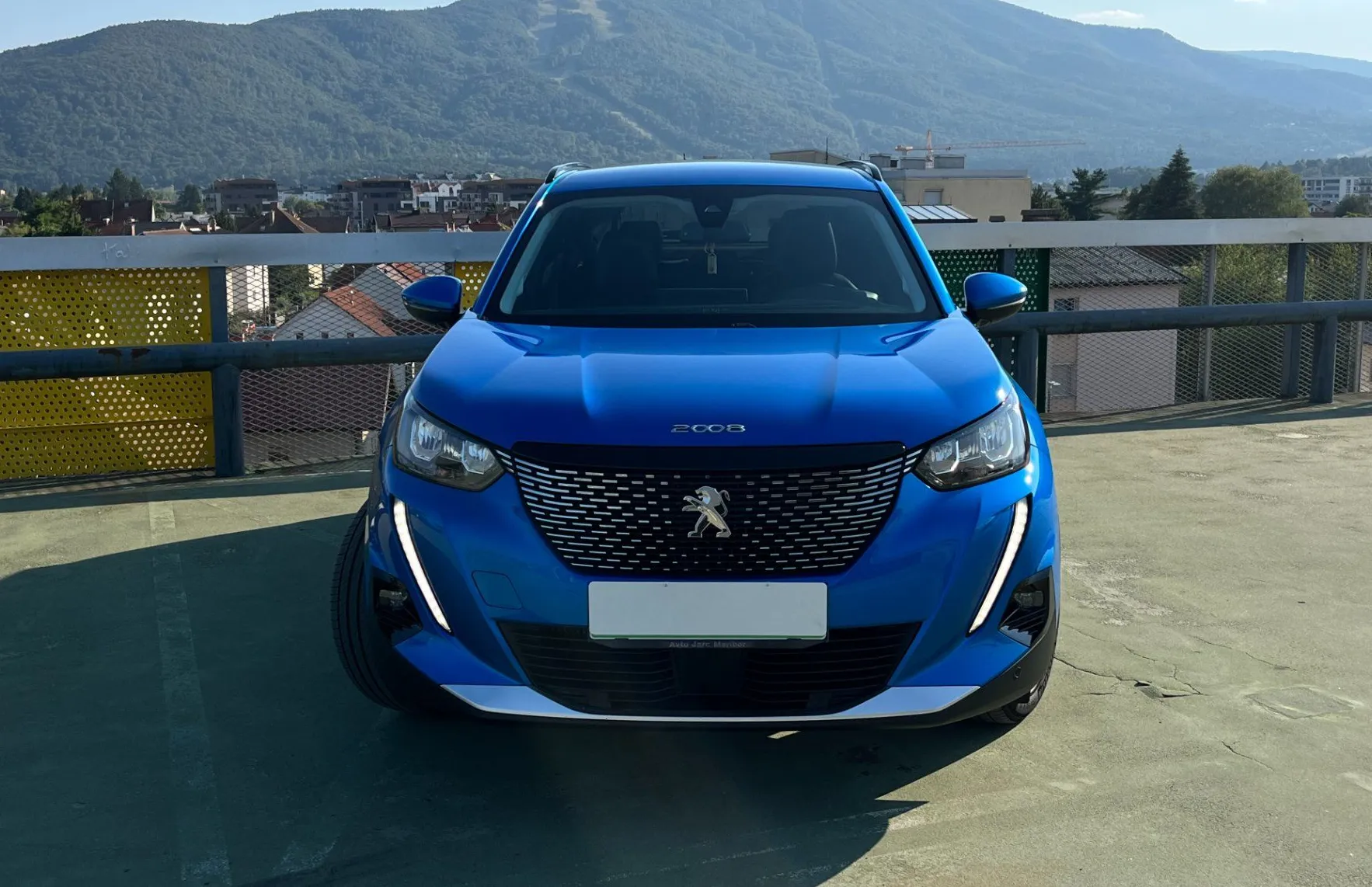 Zunanja slika - Peugeot 2008 - 1.2 PureTech 130 S S Allure Avt. ACC.LED.VZR.KAM - 2