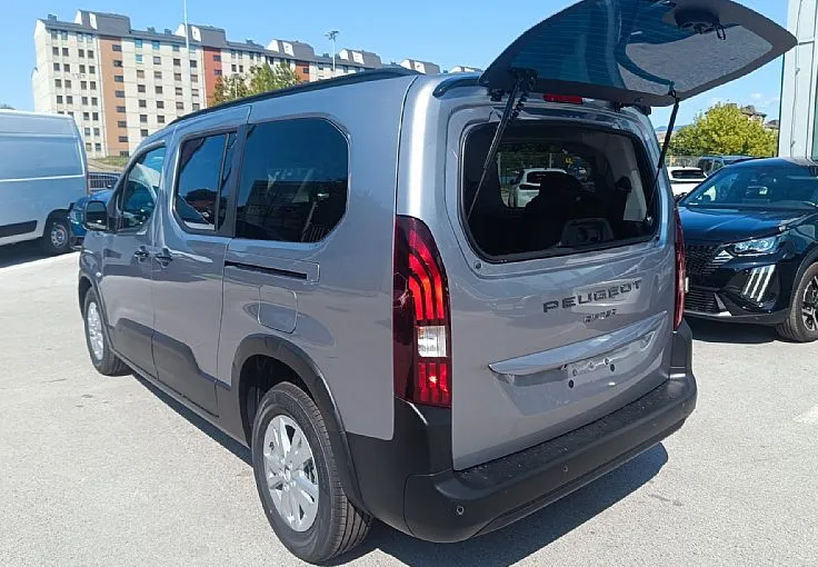 Zunanja slika - Peugeot Rifter - L2 ALLURE 1.5 BlueHDi 130 €6.4-7 SEDEŽEV-ZALOGA - 4