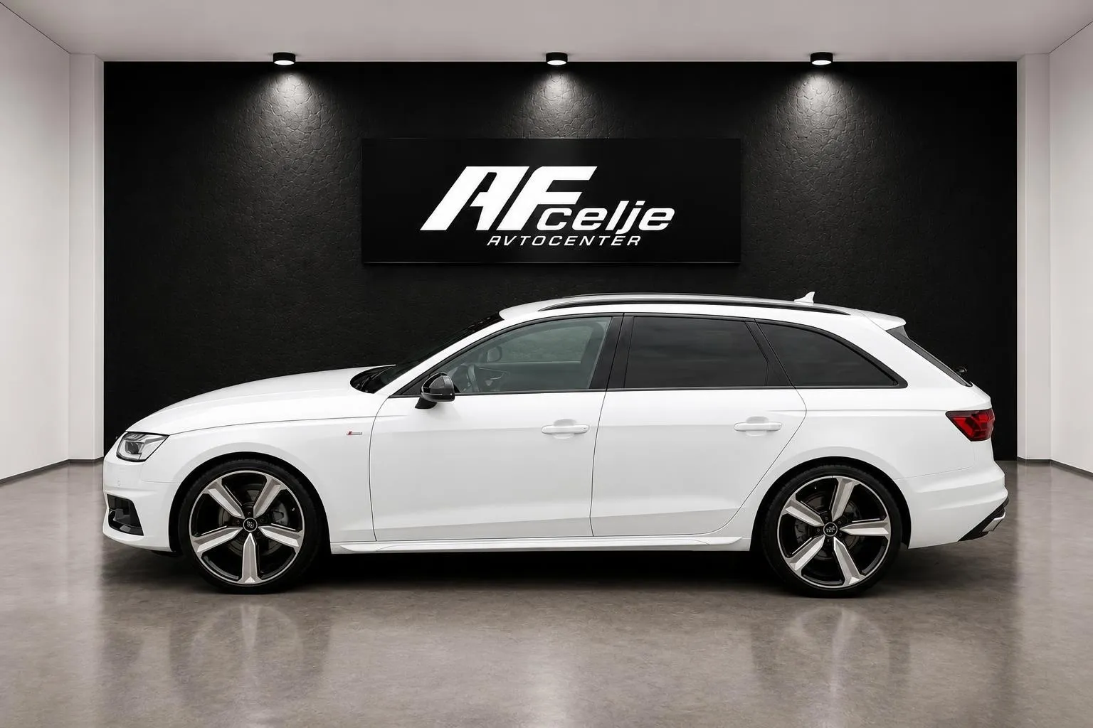 Zunanja slika - Audi A4 Avant - 2.0 TDI-AUT-S LINE-VIRUTAL-MATRIX-LIZING ZA TUJC.. - 6