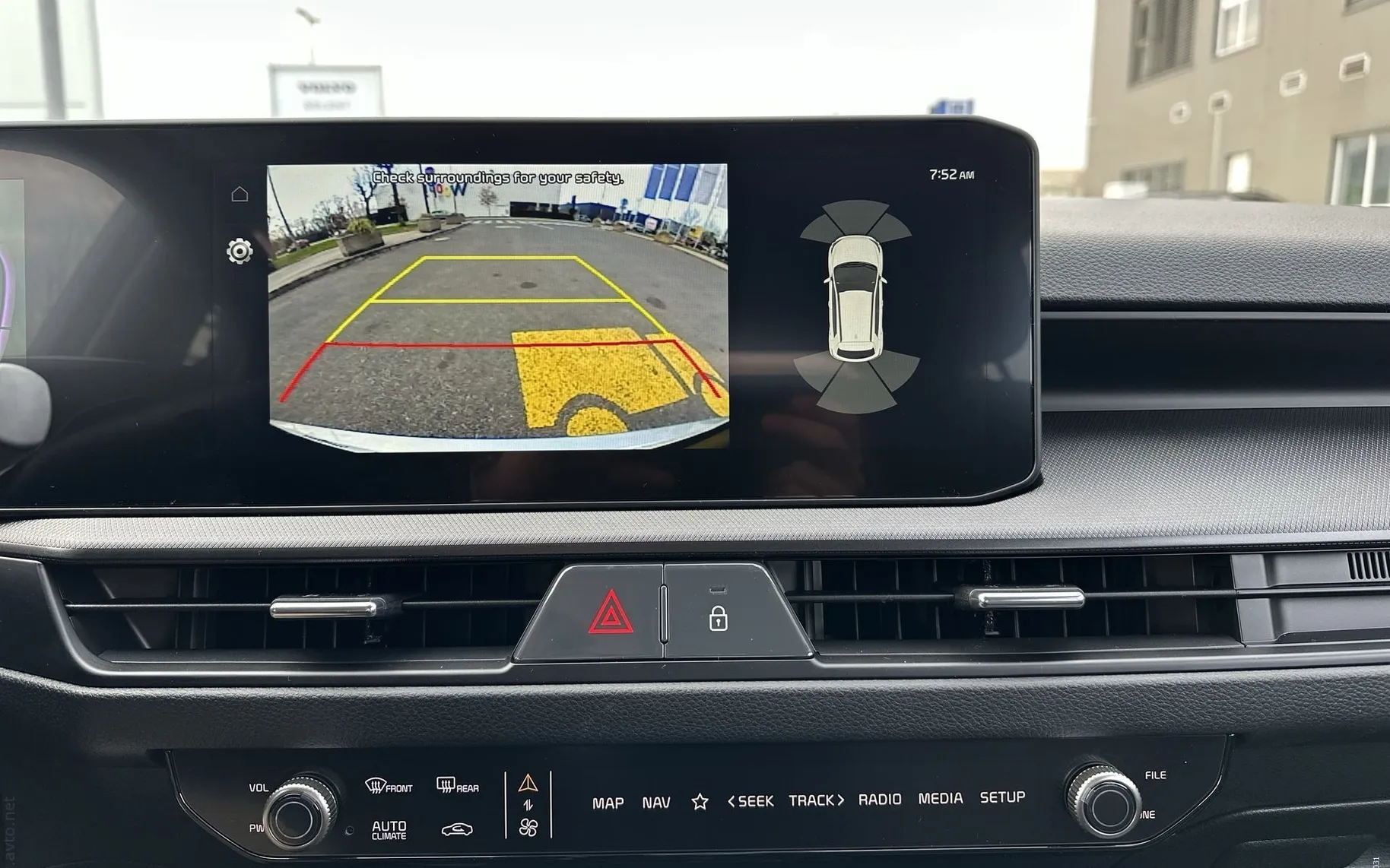 Notranja slika - KIA Stonic - 1.0 T-GDi LX Life M T... - 19