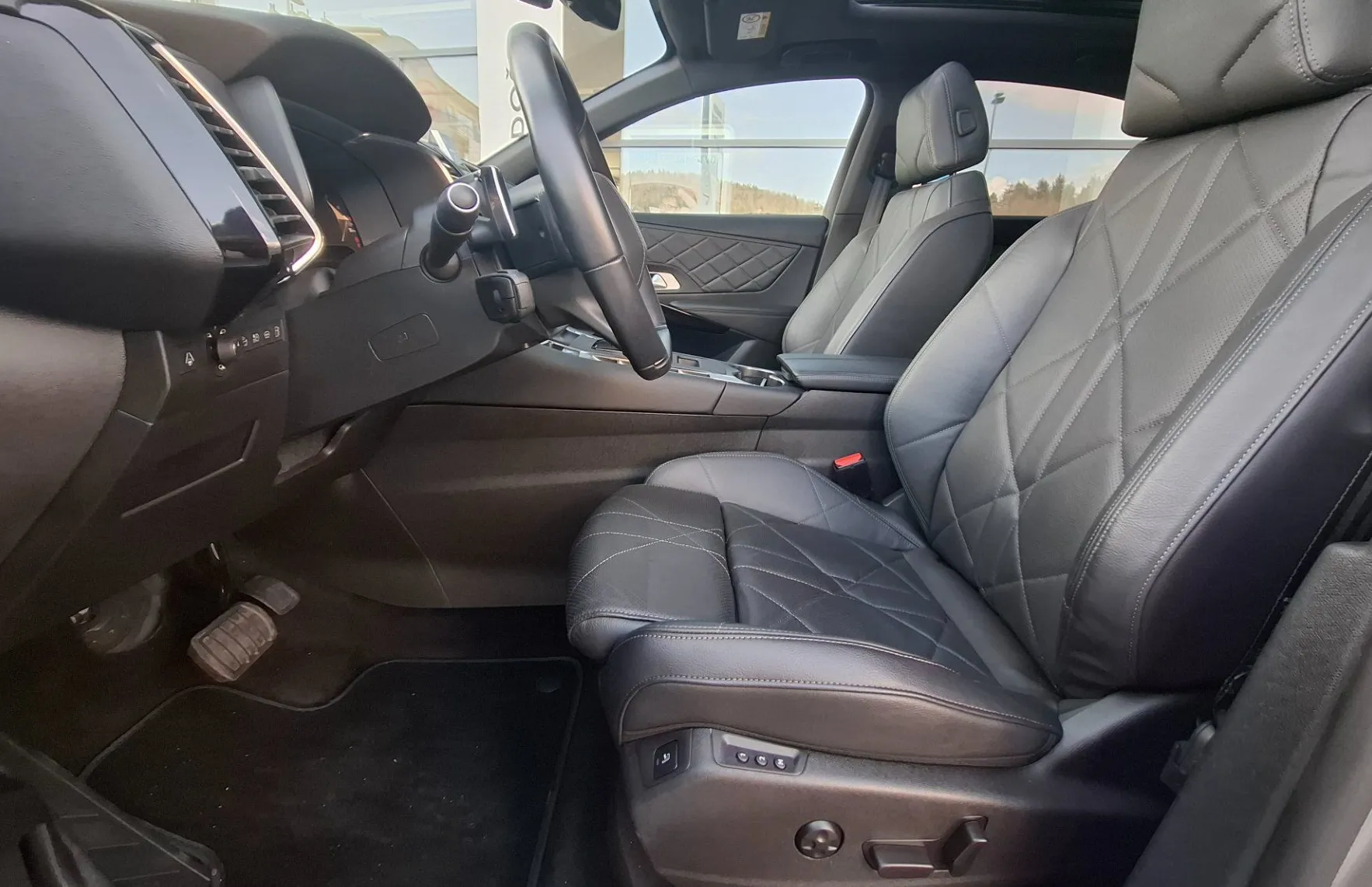 Zunanja slika - DS DS 7 - 1.6PHEV Rivoli E-TENSE 300 4X4 - AKCIJSKA CENA - 12