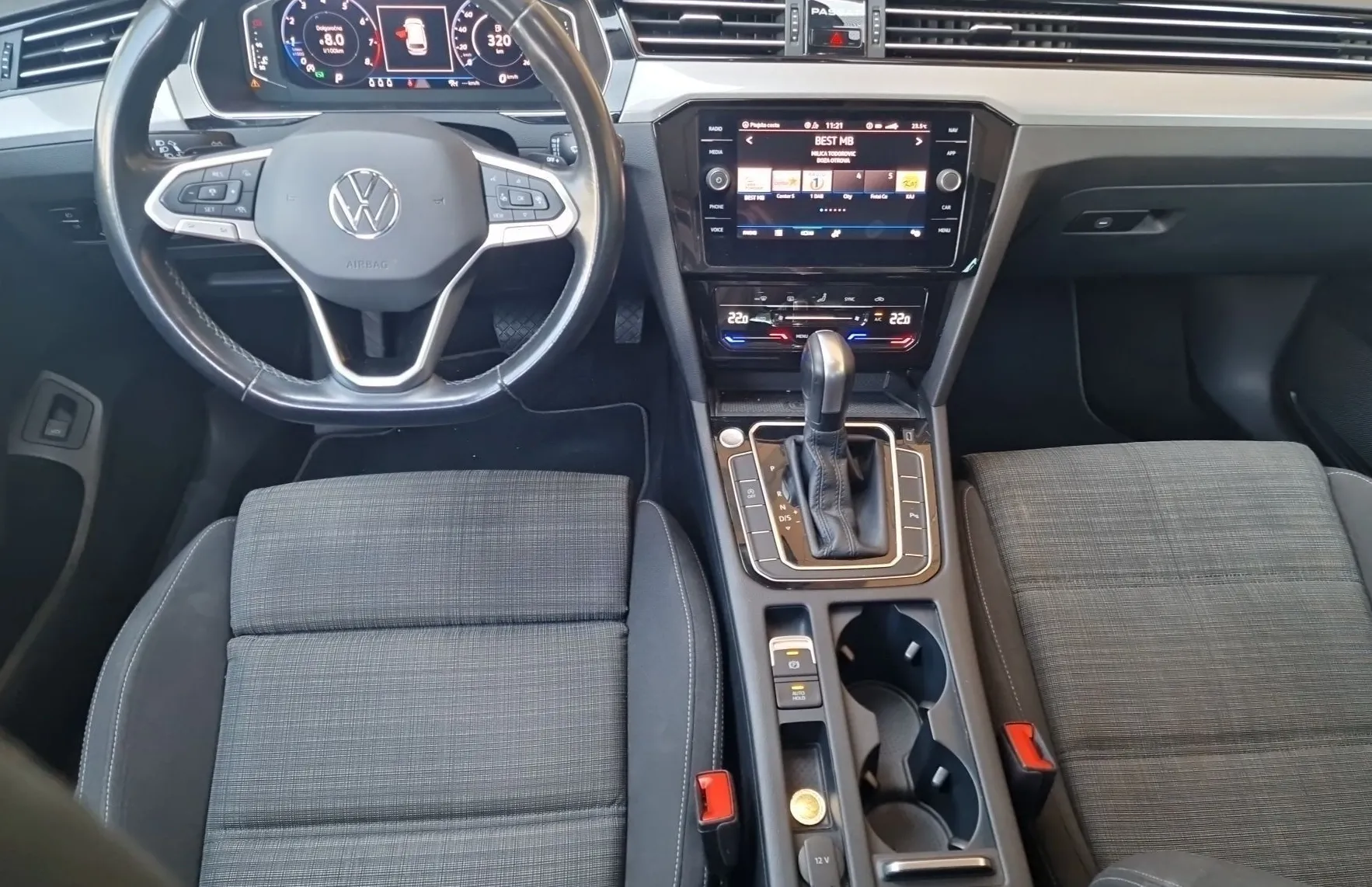 Zunanja slika - VW Passat - Variant 1.5 TSI BMT Elegance DSG - 10