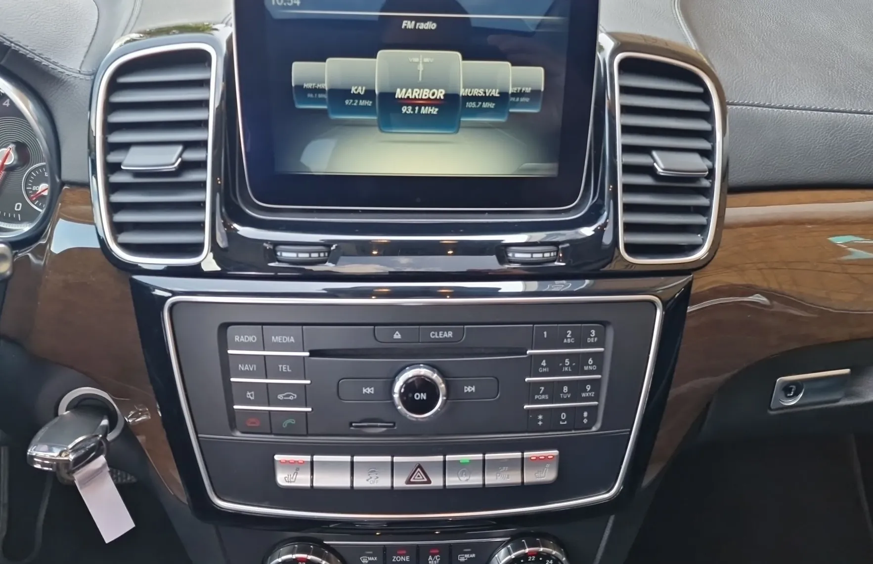 Zunanja slika - Mercedes-Benz GLS-Razred - GLS 350 d 4MATIC Avt. - 9