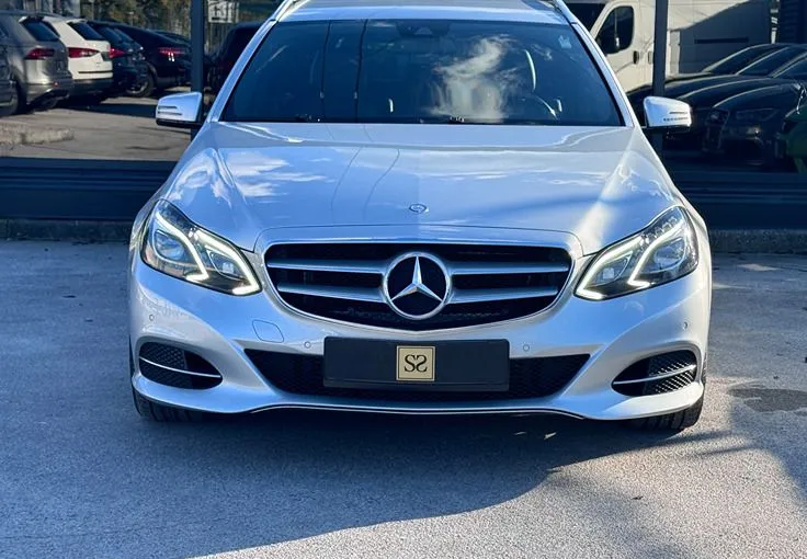 Zunanja slika - Mercedes-Benz E-Razred - E 220 BlueTEC Navi Usnje LED F1 BT Temp Park SZ - 3