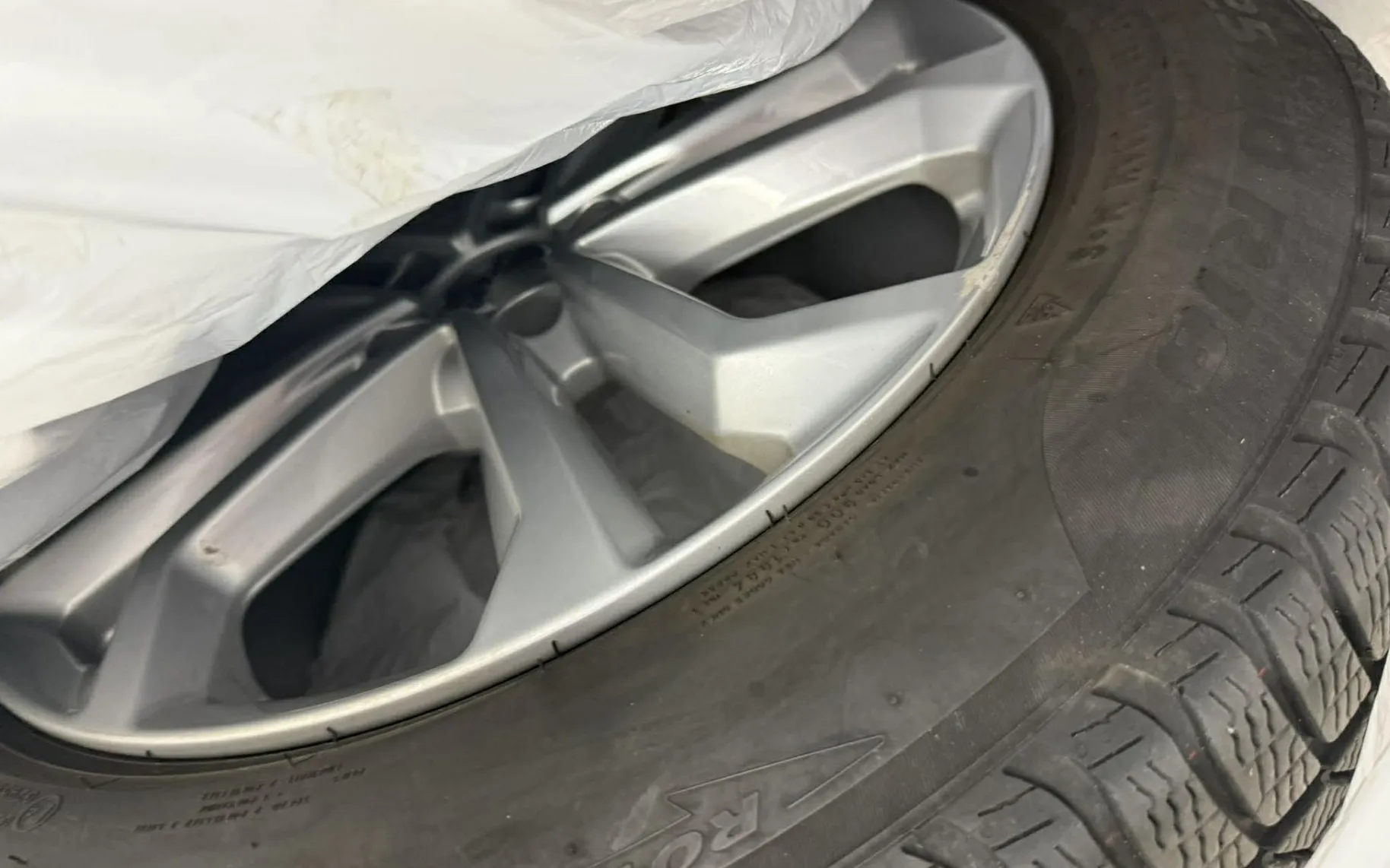 Zunanja slika - Ford Kuga - 2.5 Duratec PHEV ST-Line X.NEMŠKI+4ALU.ACC.KAMERA - 2