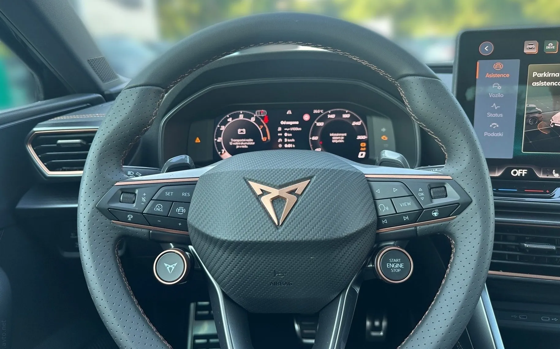 Notranja slika - Cupra Leon - ST 1.5 eTSI DSG - 8