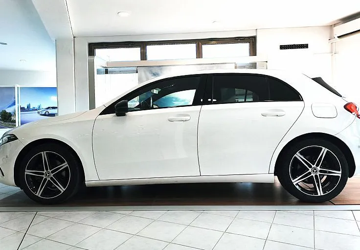 Zunanja slika - Mercedes-Benz A-Razred - 200 URBAN-VLEČNA K.-AMBIENT-360 KAM-MRTVI K.-VIDEO - 3