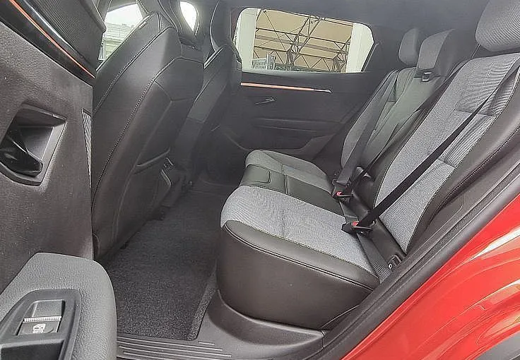 Zunanja slika - Renault Scenic E-tech - Techno E-Tech Electric 170 Standard Range - 10