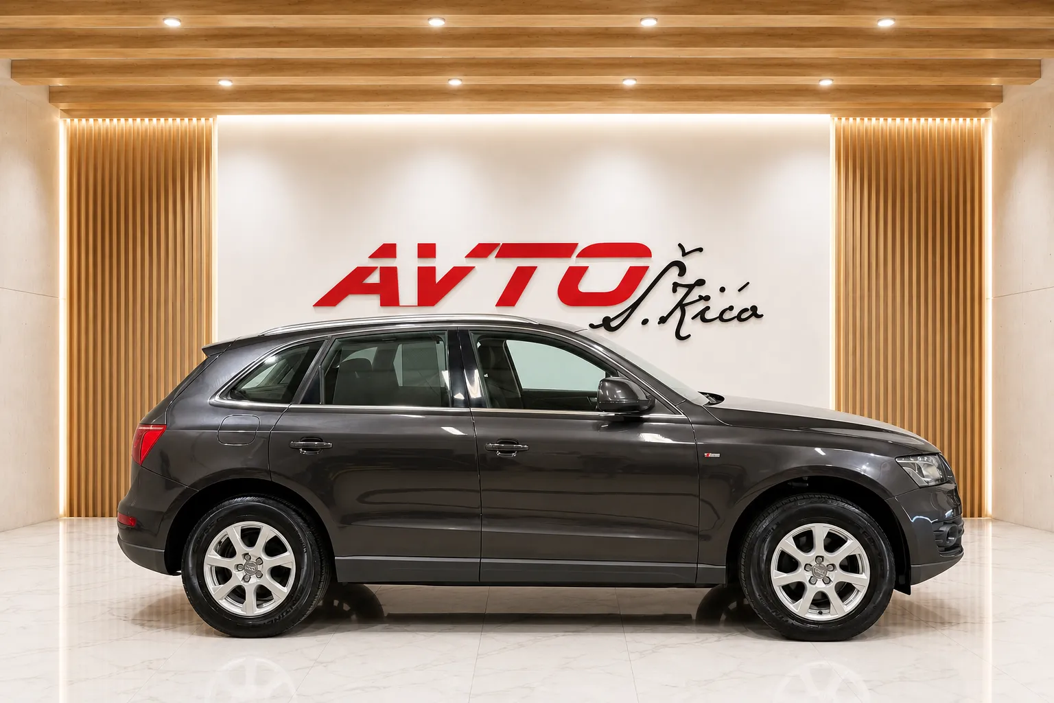 Zunanja slika - Audi Q5 - 2.0 TDI-QUATTRO-S-TRONIC-BI-XENON-LED-SERVISNA KNJ - 4