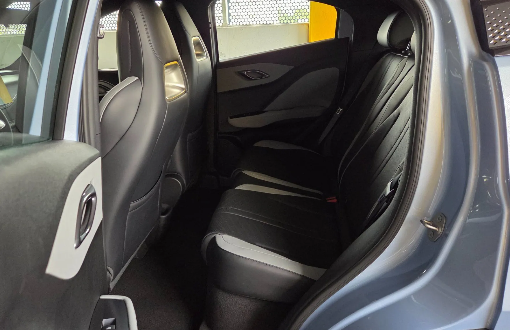 Zunanja slika - BYD DOLPHIN SURF - BOOST 43.2 kWh 65 kW - 8