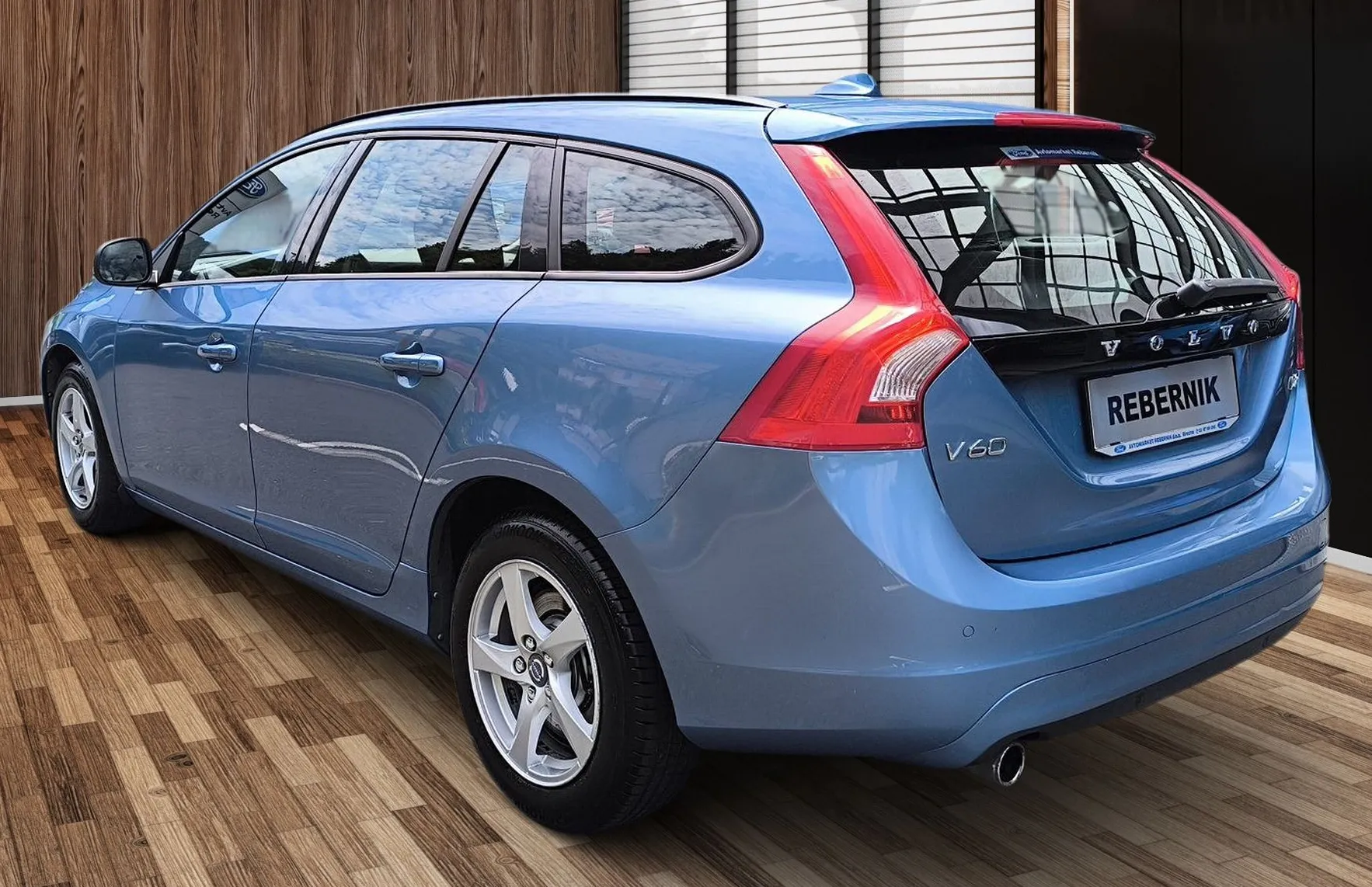 Zunanja slika - Volvo V60 - D2 1.6 TD- NAV- OPRAVLJEN VELIK SERVIS 05 2026 - 5