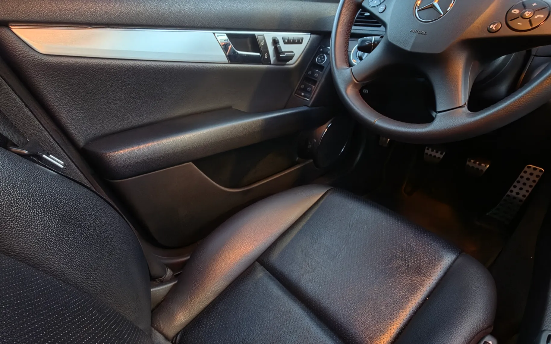 Notranja slika - Mercedes-Benz C-Razred - C 200 CDI T Classic - 15