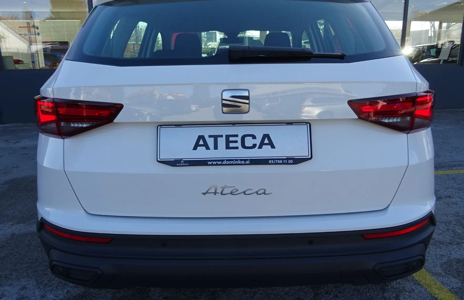 Zunanja slika - Seat Ateca - 1.0 TSI  HOLA 116KM - CELOETNE PNEVMATIKE - - 6