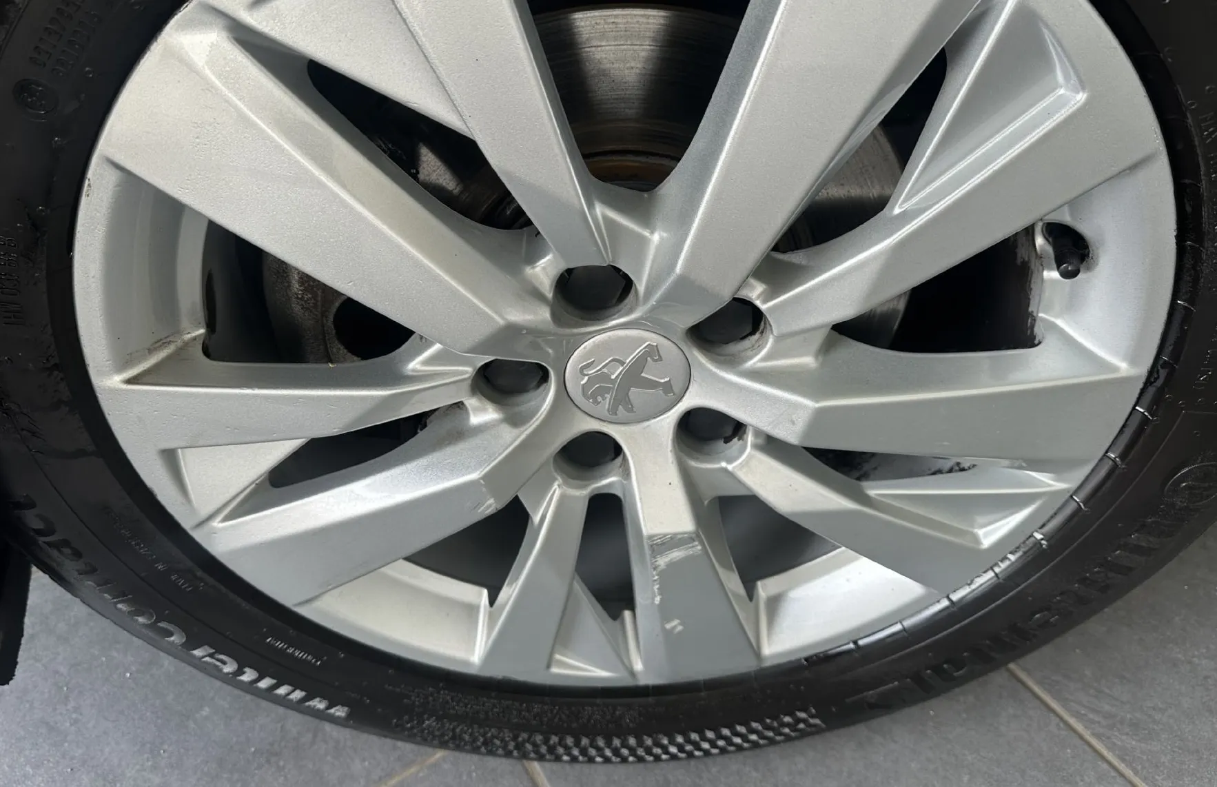 Zunanja slika - Peugeot 5008 - 1.5HDI 96KW.KAMERA.LED.NAVI.AUT.7.SEDEŽ128.000 KM - 7