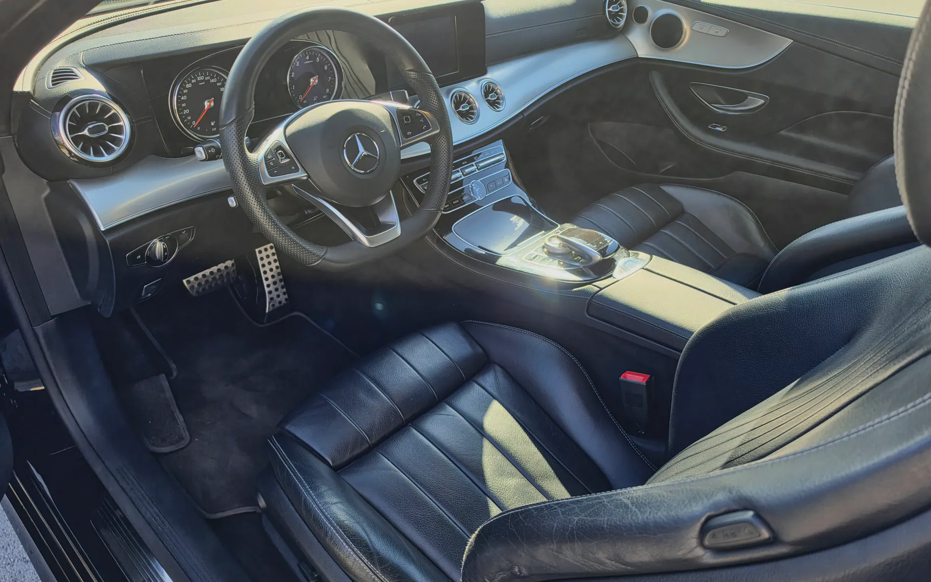 Notranja slika - Mercedes-Benz E-Razred - Cabrio 200 AMG Line Avt. - 18