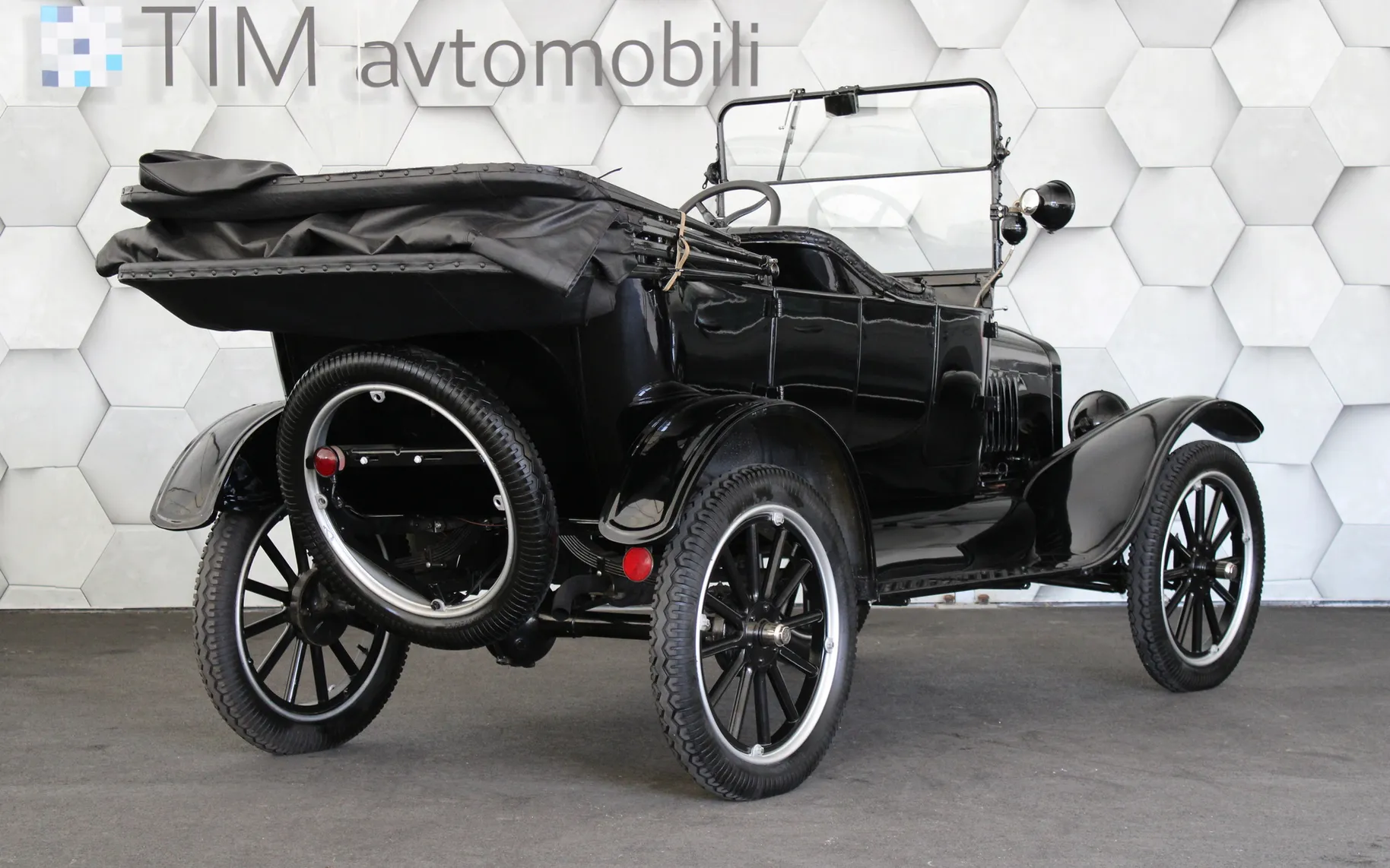 Zunanja slika - Ford Model T - Ford  convertible - 3