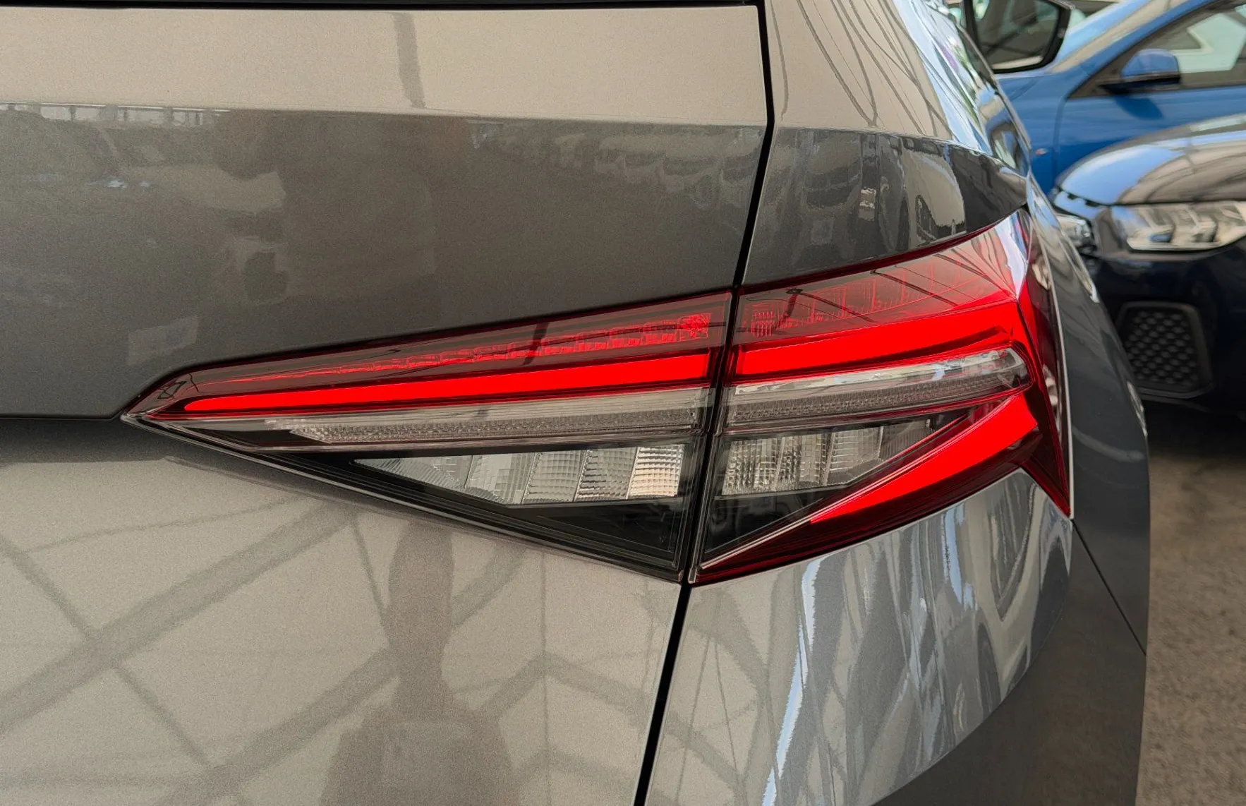 Zunanja slika - Škoda Kodiaq - Style 2.0 TSI DSG 4x4 SLO 1.Lastnik KAMERA-KLJUKA - 5