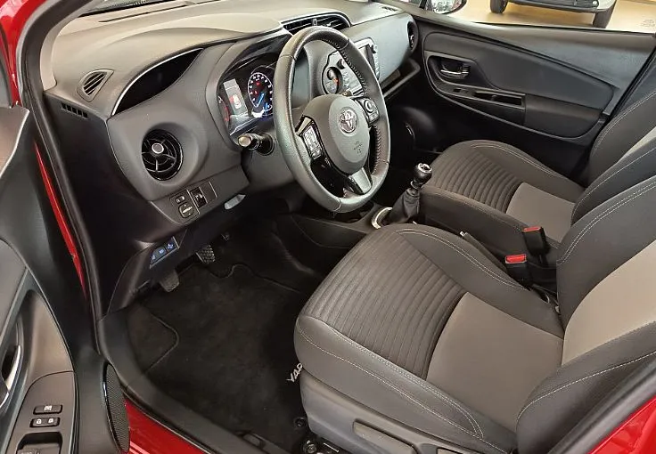 Zunanja slika - Toyota Yaris - 1.5 VVT-iE Sol - 4