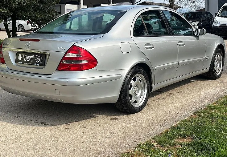 Zunanja slika - Mercedes-Benz E-Razred - E 220 CDI Classic - 5