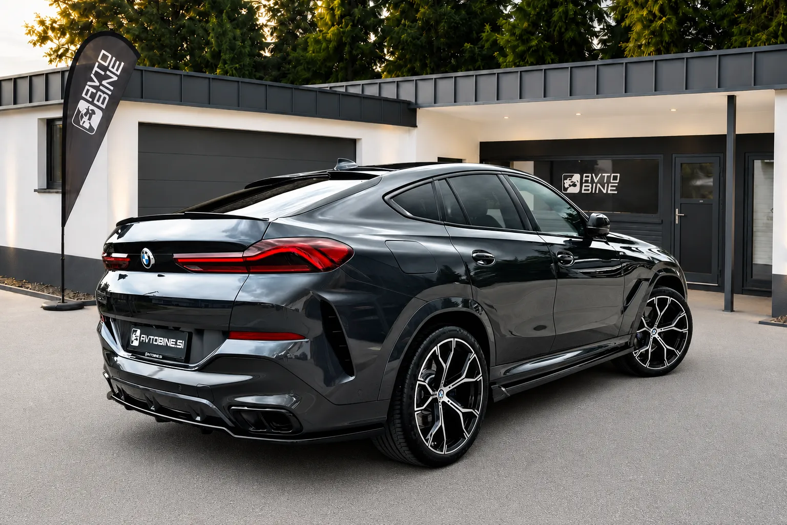 Zunanja slika - BMW serija X6: - xDrive 40i+M PAKET+PANO+22COL+ICONIC GLOW - 6