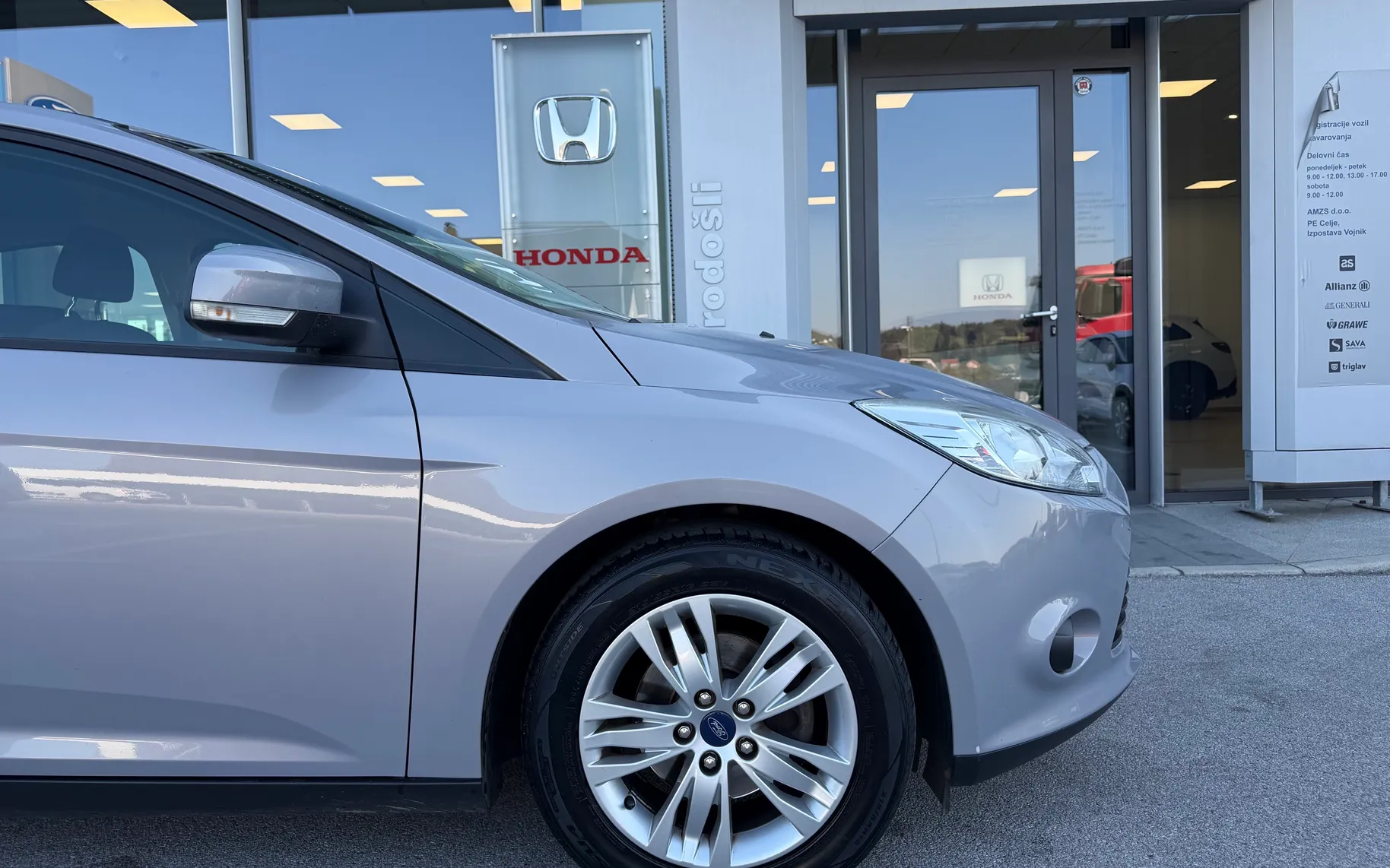 Zunanja slika - Ford Focus - 1.0 ECOBOOST AMBIENTE I 1. LASTNIK I - 4