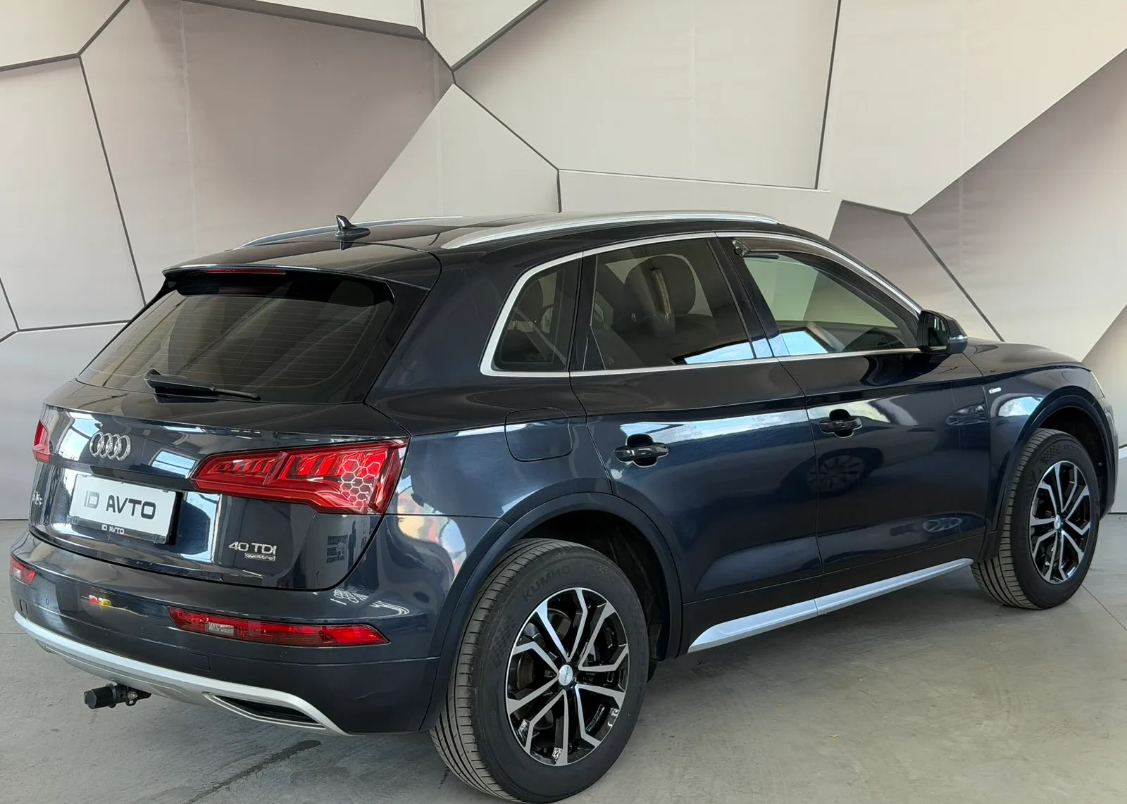 Zunanja slika - Audi Q5 - quattro 2,0 TDI Sport S tronic - 3