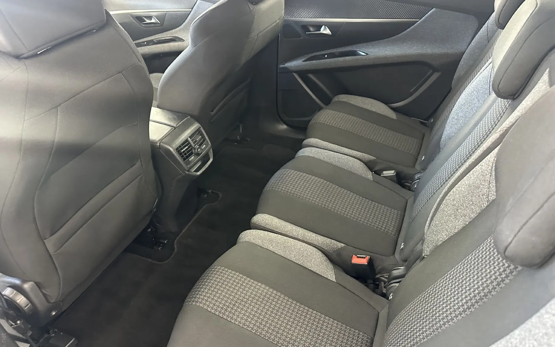 Zunanja slika - Peugeot 5008 - 1.5 BLUE HDI 130 BUSINESS.NAVI.ALU.. - 7