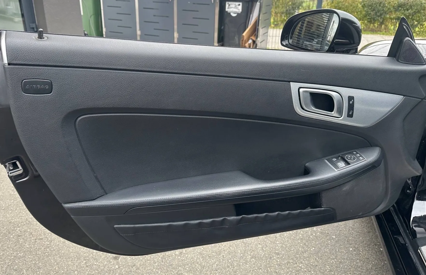 Zunanja slika - Mercedes-Benz SLC-Razred - 200 AUT. AMG-LINE LED NAVI TEMP PDC HARD-TOP HI-.. - 13