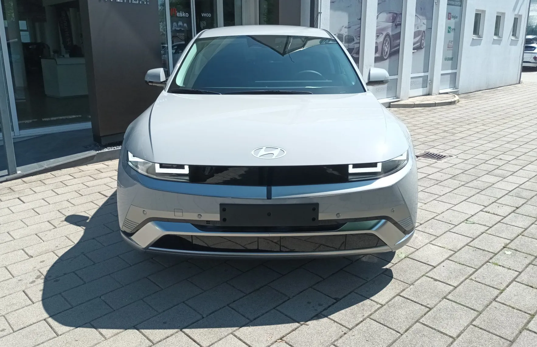 Zunanja slika - Hyundai Ioniq 5 - PREMIUM 168 kW 84kWh topl.črp..el.kljuke - 10