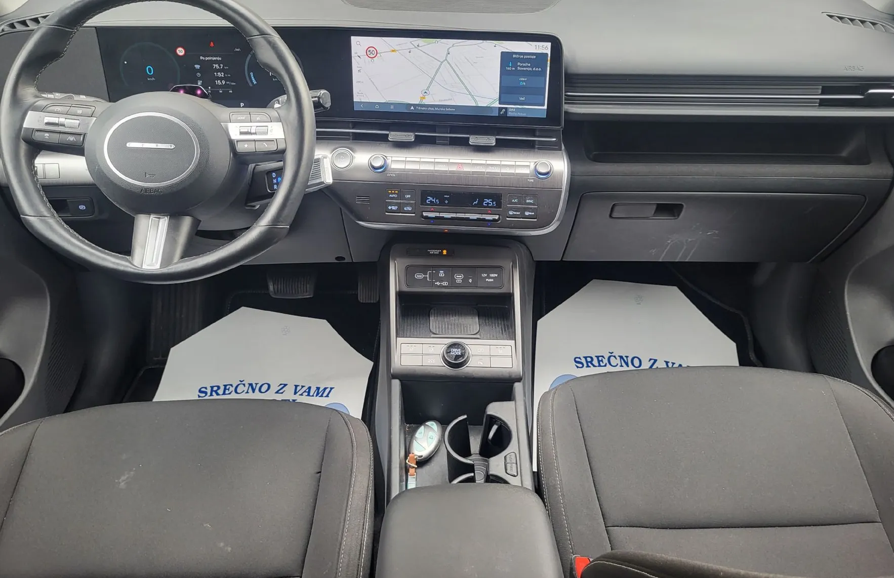 Zunanja slika - Hyundai Kona - EV 48.4 kWh Premium slo-1last-tov.garancija-navi - 7