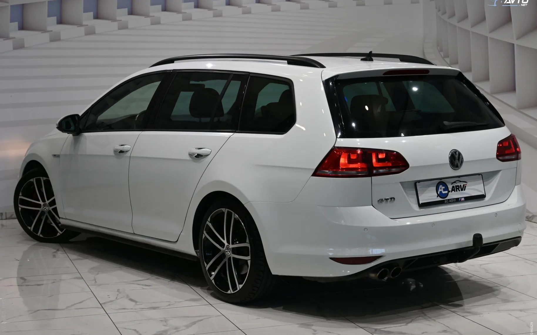 Zunanja slika - VW Golf - Variant 2,0 GTD BMT DSG - 8