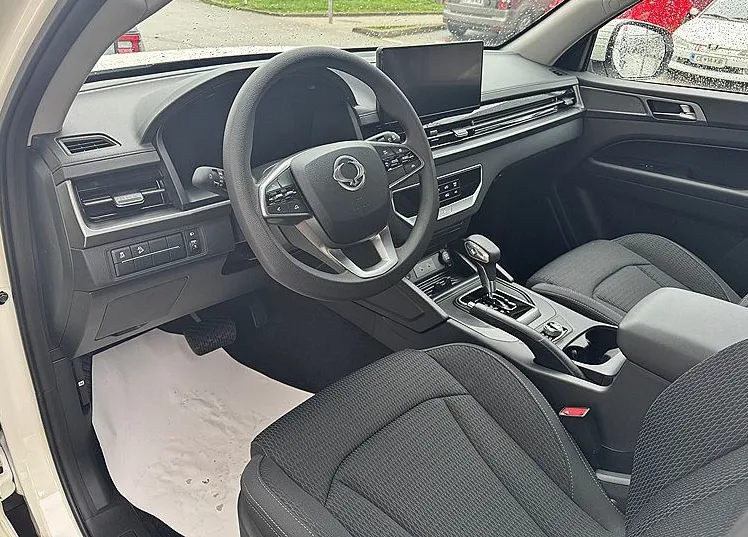 Zunanja slika - SsangYong Musso - Grand 2.2 XDi Active+ 4WD A T - 3