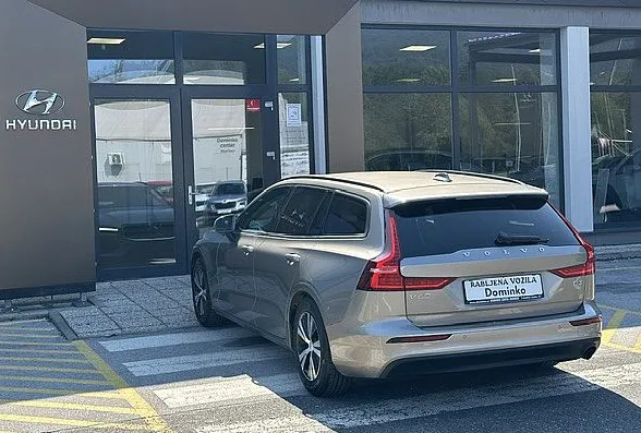 Zunanja slika - Volvo V60 - D3 Avt.°°2.Lastnik°°Odlično ohranjen - 3
