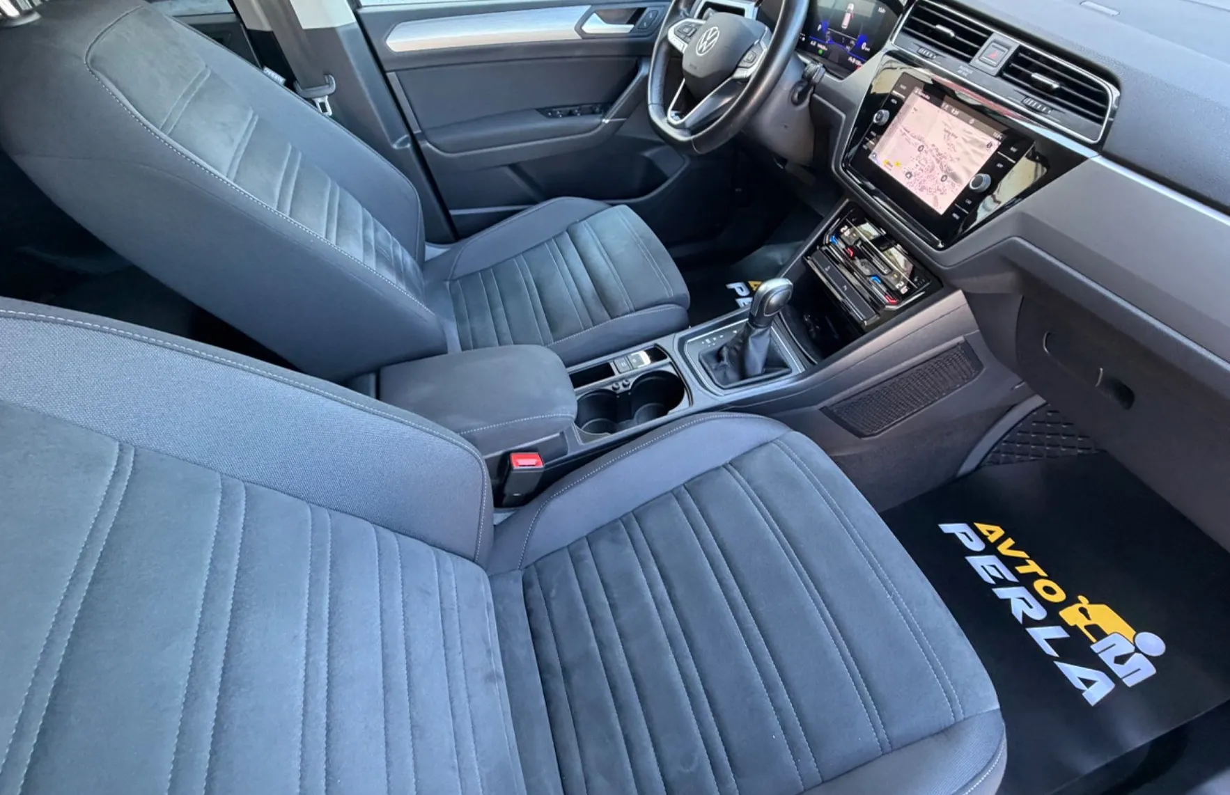 Zunanja slika - VW Touran - 2.0 TDI DSG-7 SEDEŽEV-VIRTUAL-ACC-NAVI-PDC - 12