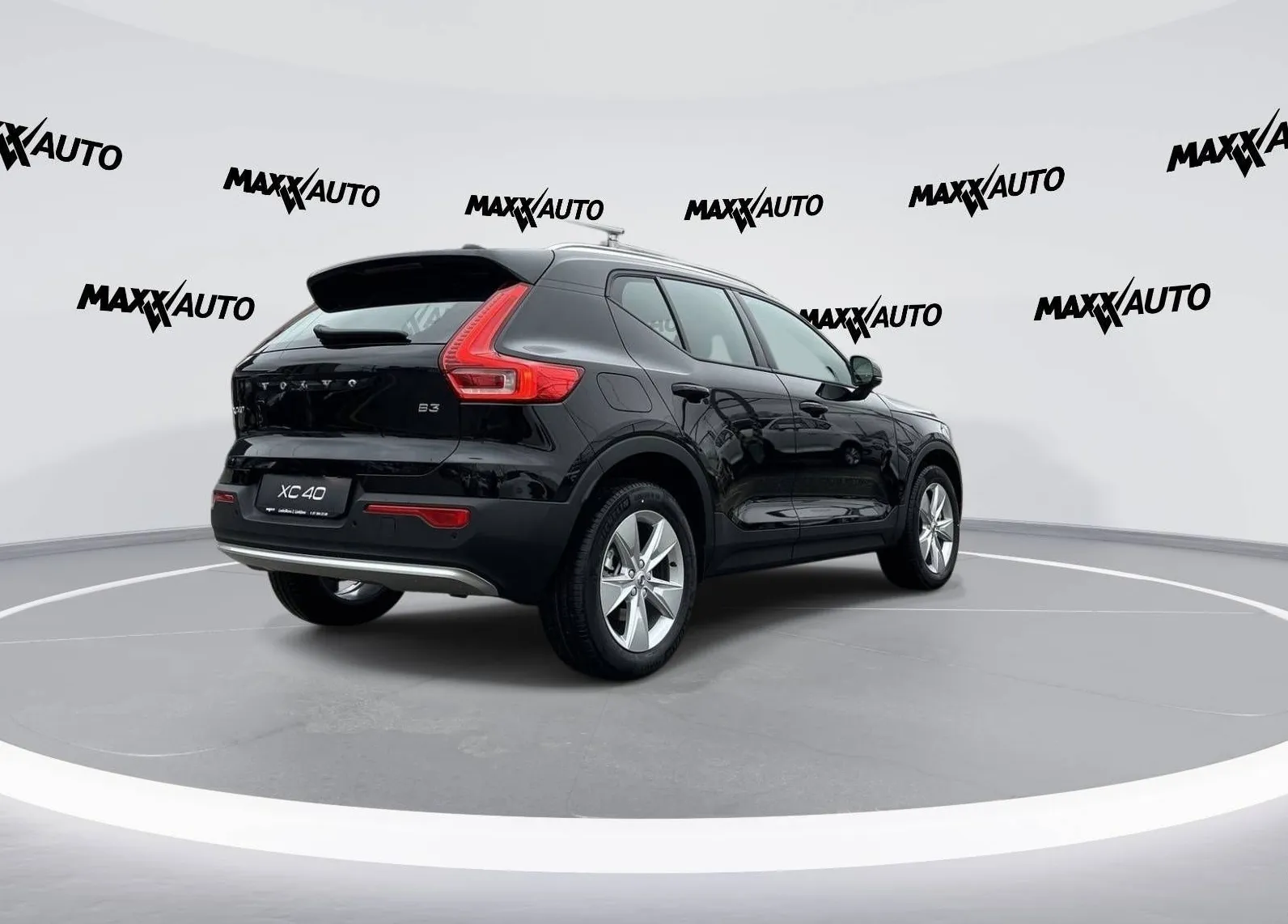 Zunanja slika - Volvo XC40 - B3P Core Avt. - 5