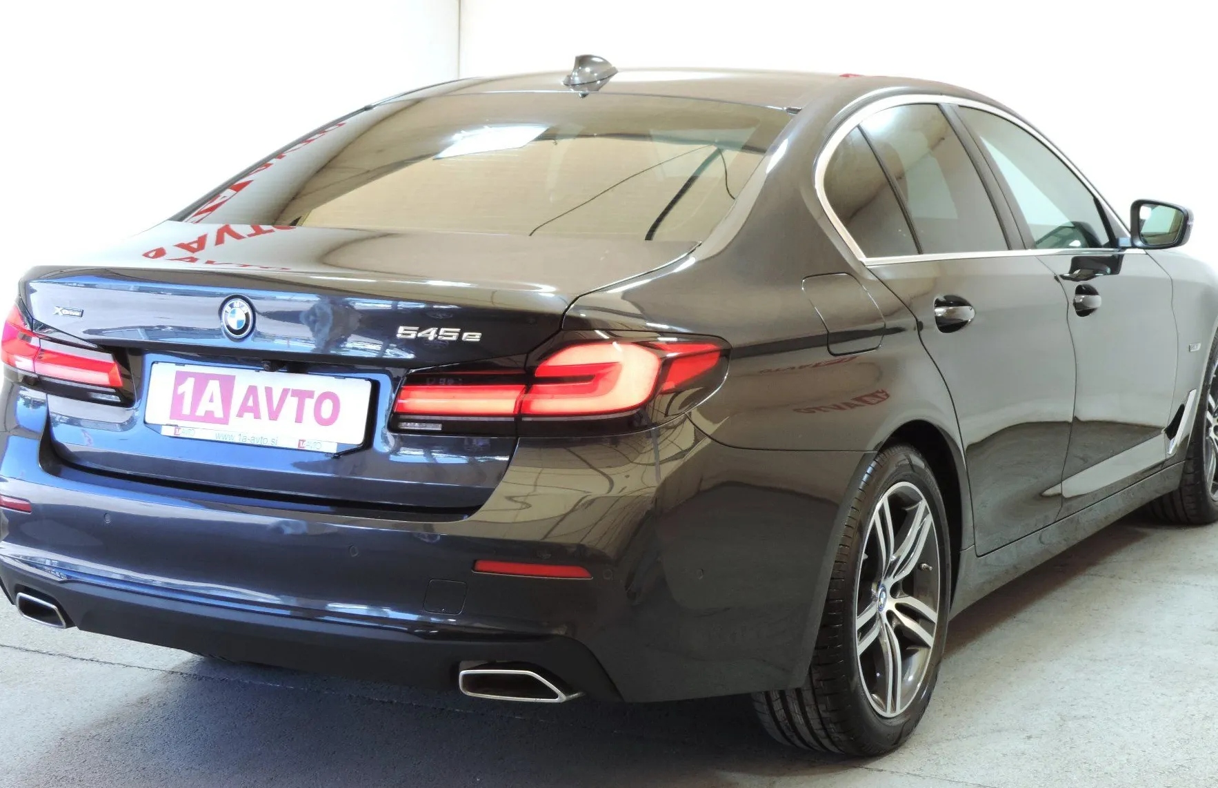 Zunanja slika - BMW Serija 5 - : 545e xDrive Avt. PRIKLJUČNI HYBRID - 5