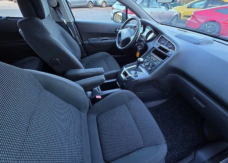 Zunanja slika - Peugeot 5008 - ACCESS 1.6 HDI 115 FAP AVT. NAVI-ALU-PDC - 11