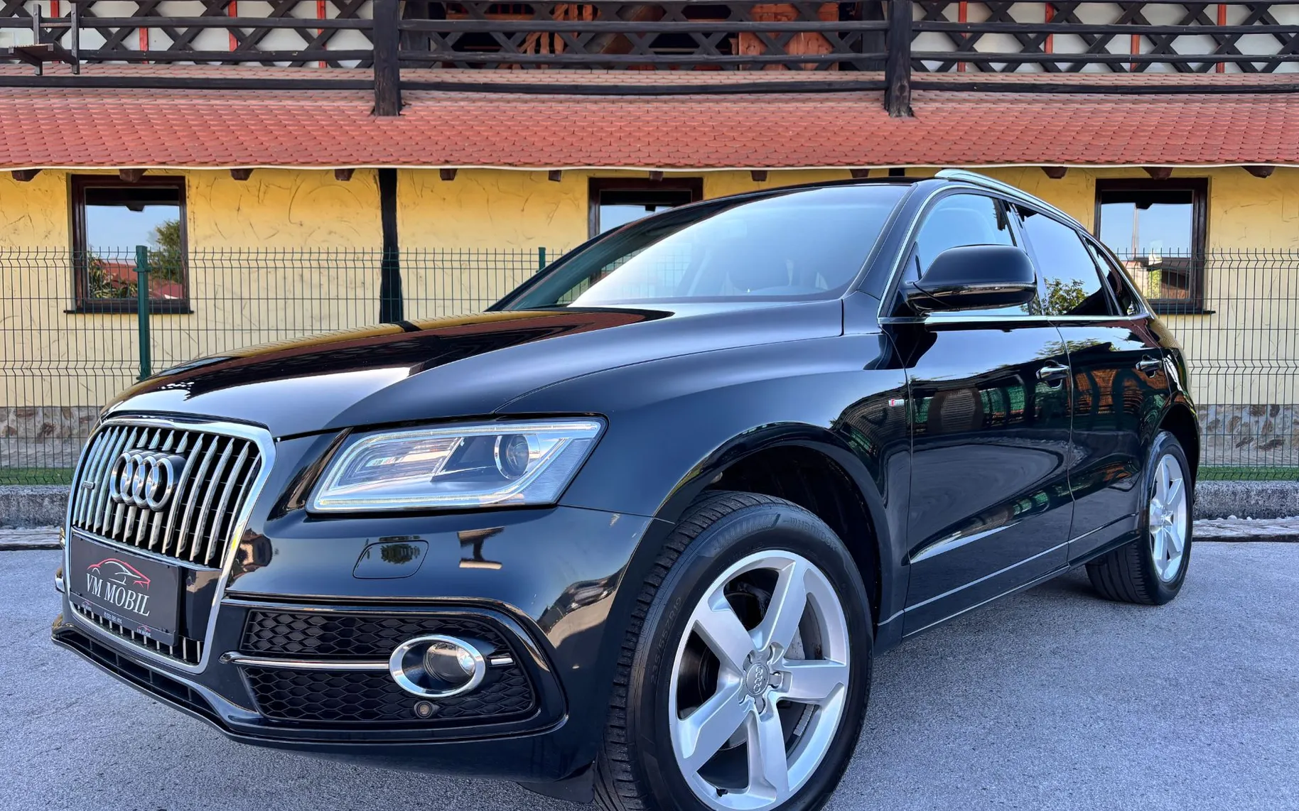 Zunanja slika - Audi Q5 - 2.0 TDI QUATTRO - 3