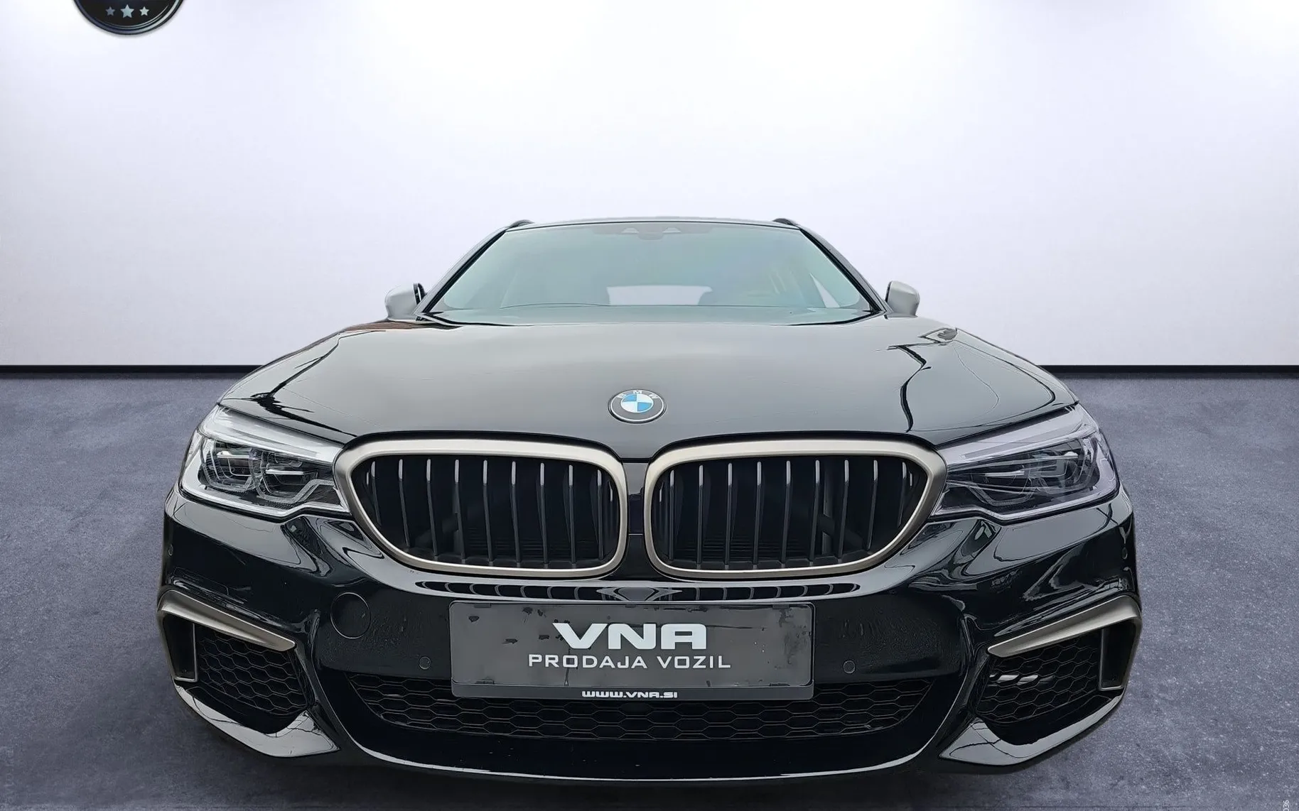 Zunanja slika - BMW serija 5 Touring: - 530i xDrive |M-IZPUH-VOLAN|BOWERS|KAMERA|AMBIENT| - 2