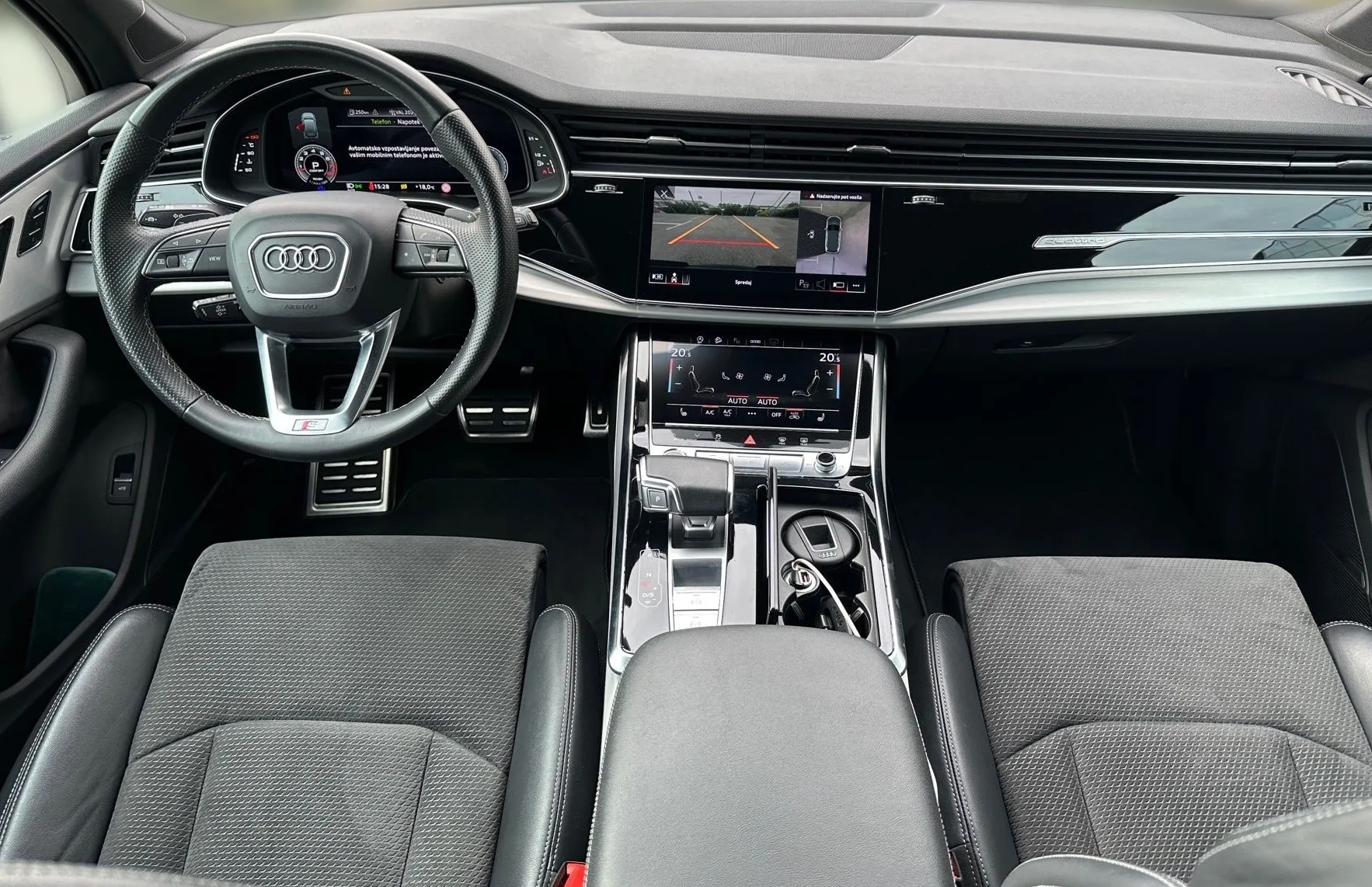 Zunanja slika - Audi Q7 - 55 tfsi S-tronic S-line Slovensko vozilo-1.Lastnik - 10