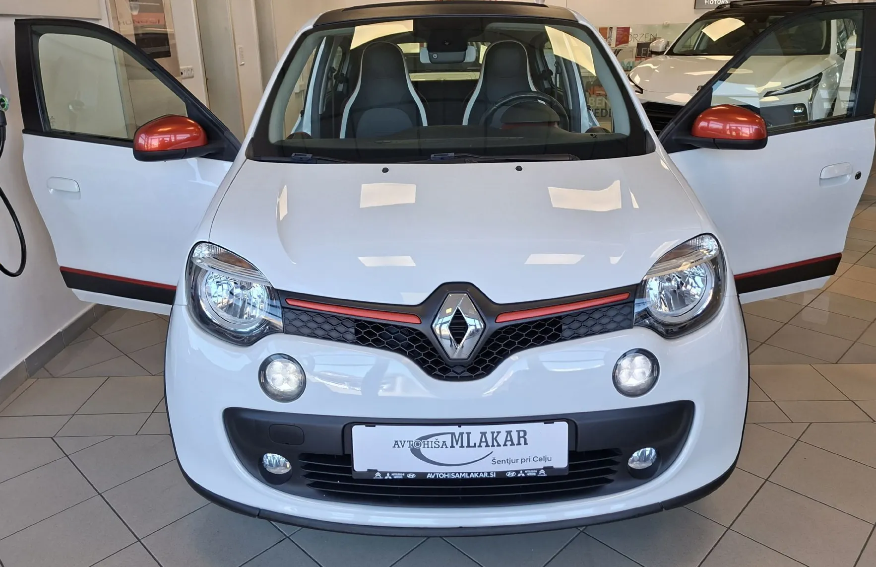 Zunanja slika - Renault Twingo - Expression Energy  GT-LED-NAVI-KAMERA-ODLIČEN- - 6