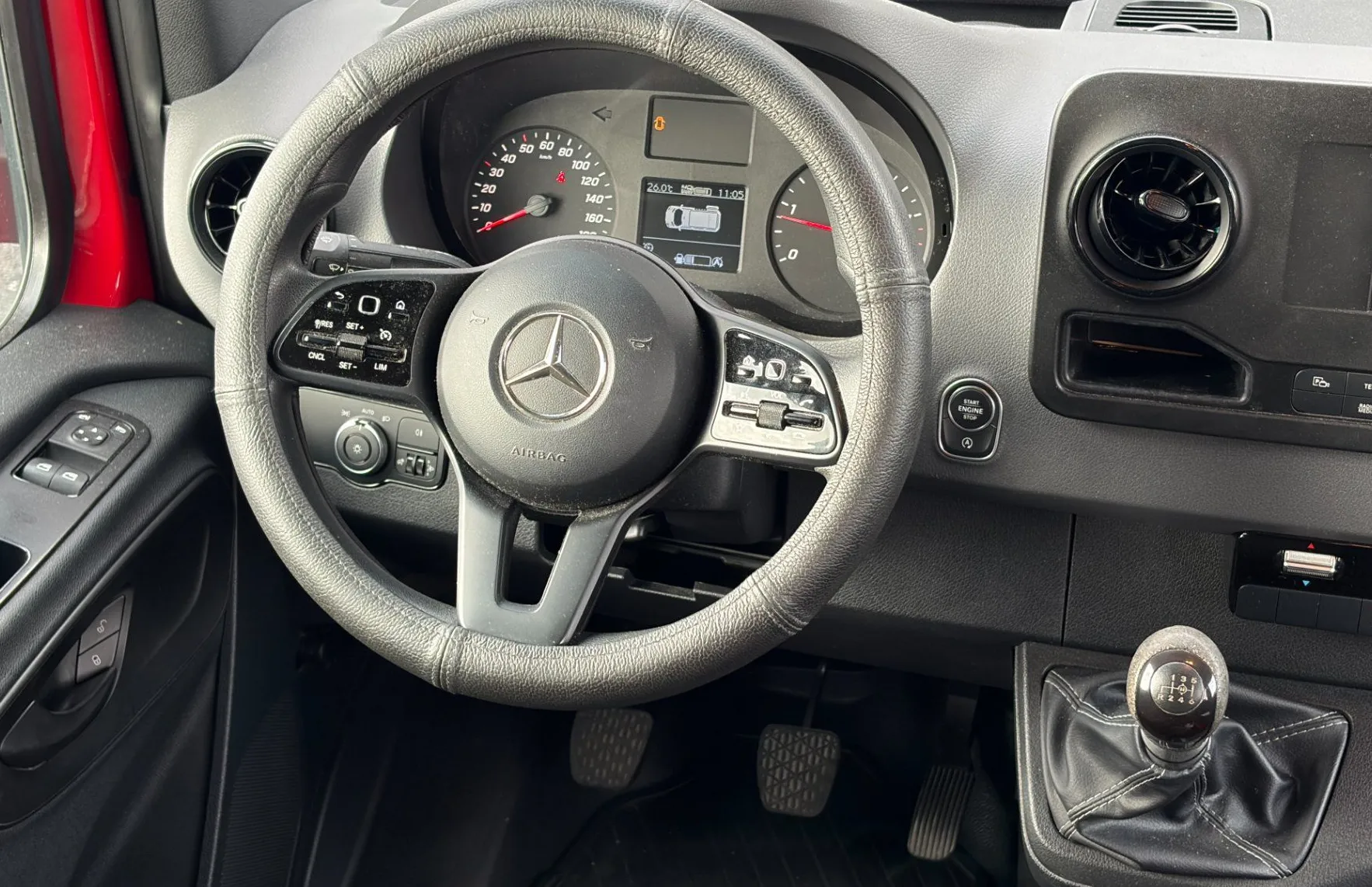 Zunanja slika - Mercedes-Benz Sprinter - 316 CDI TOURER - 11