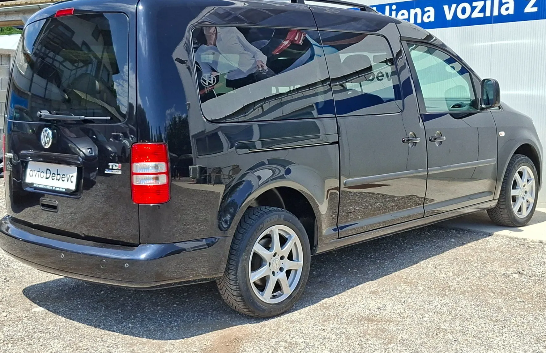 Zunanja slika - VW Caddy - 1.6 TDI Comfortline - 7 Sedežev - 4