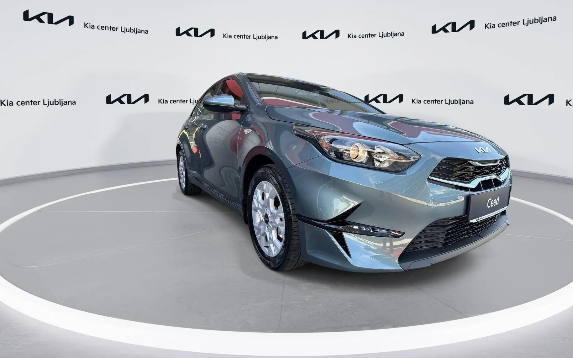 Zunanja slika - KIA Ceed - 1.0 T-GDi EX Champion + ISG. M T - 2