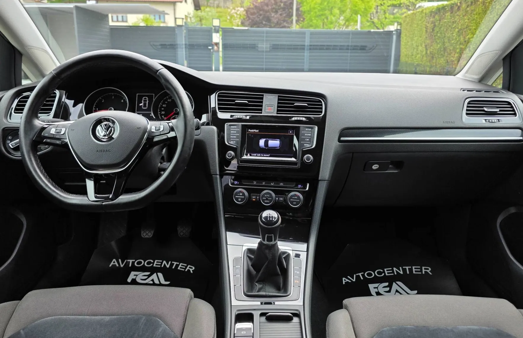 Zunanja slika - VW Golf - 2.0 TDI-HIGHLINE-ACC-SAMOPARKIRANJE-PDC-ODLIČEN - 11