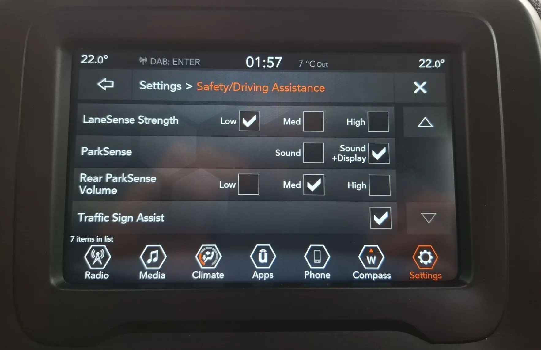 Zunanja slika - Jeep Renegade - 1.5 GSE T4 48V e-Hybrid - 15