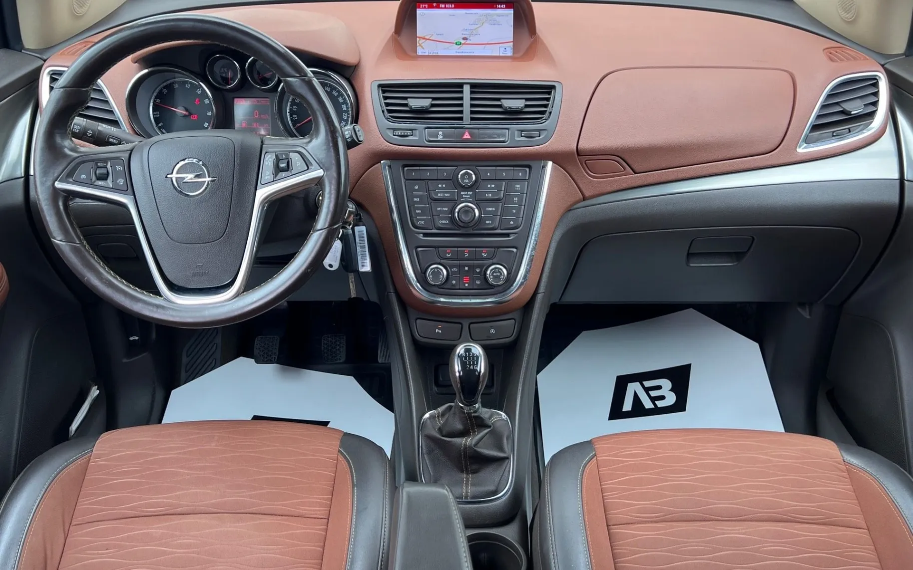 Notranja slika - Opel Mokka - 1.4 Turbo+XENON+NAVI+R.KAMRA - 11