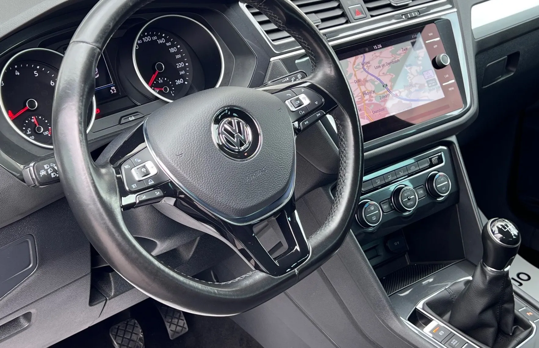 Zunanja slika - VW Tiguan - 1.4 TSI+1.LAST+SLO+LED+ACC+R.KAMERA - 10