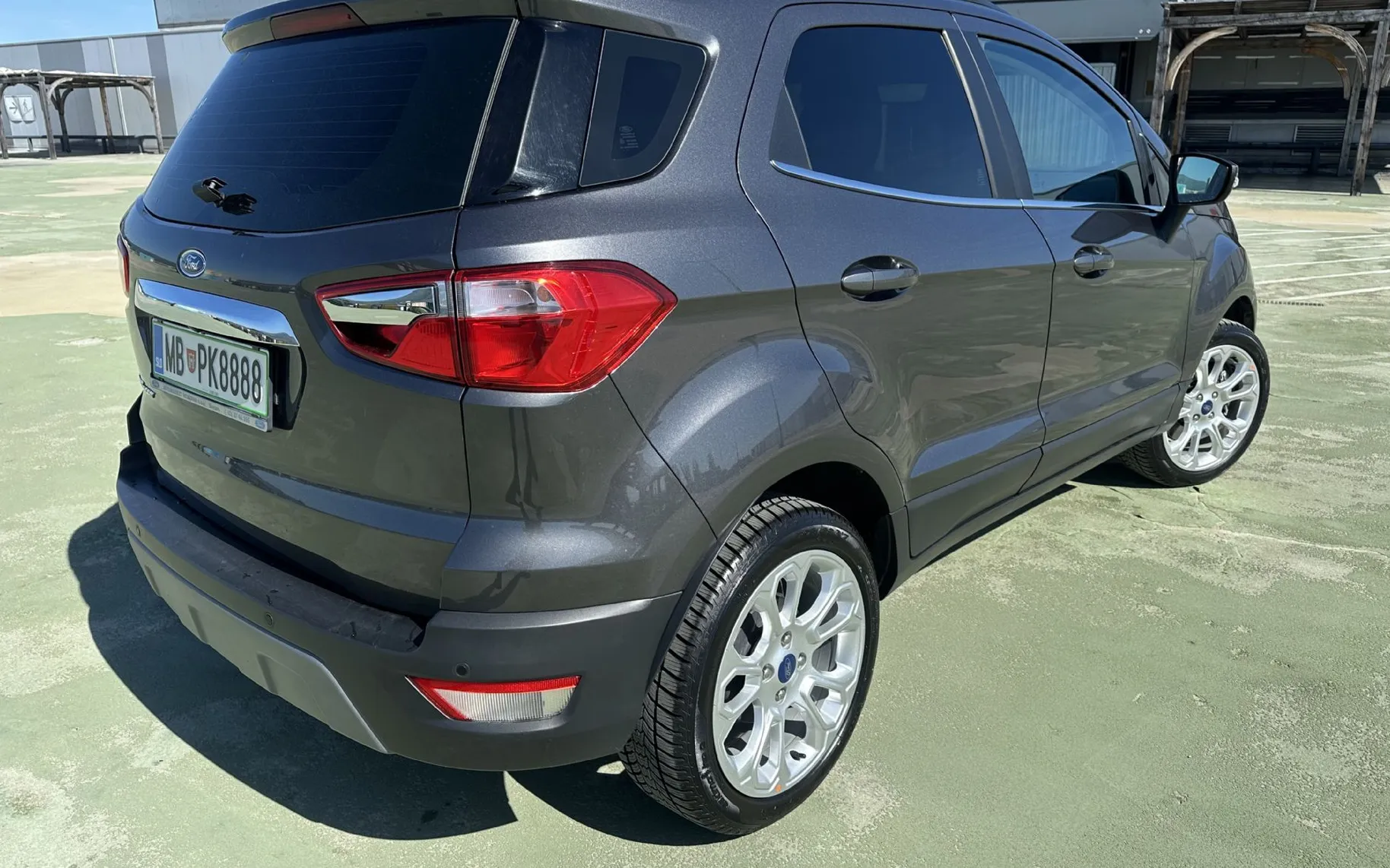 Zunanja slika - Ford Ecosport - 1.0 EcoBoost Titanium.KAMERA.NAVI.USNJE - 14