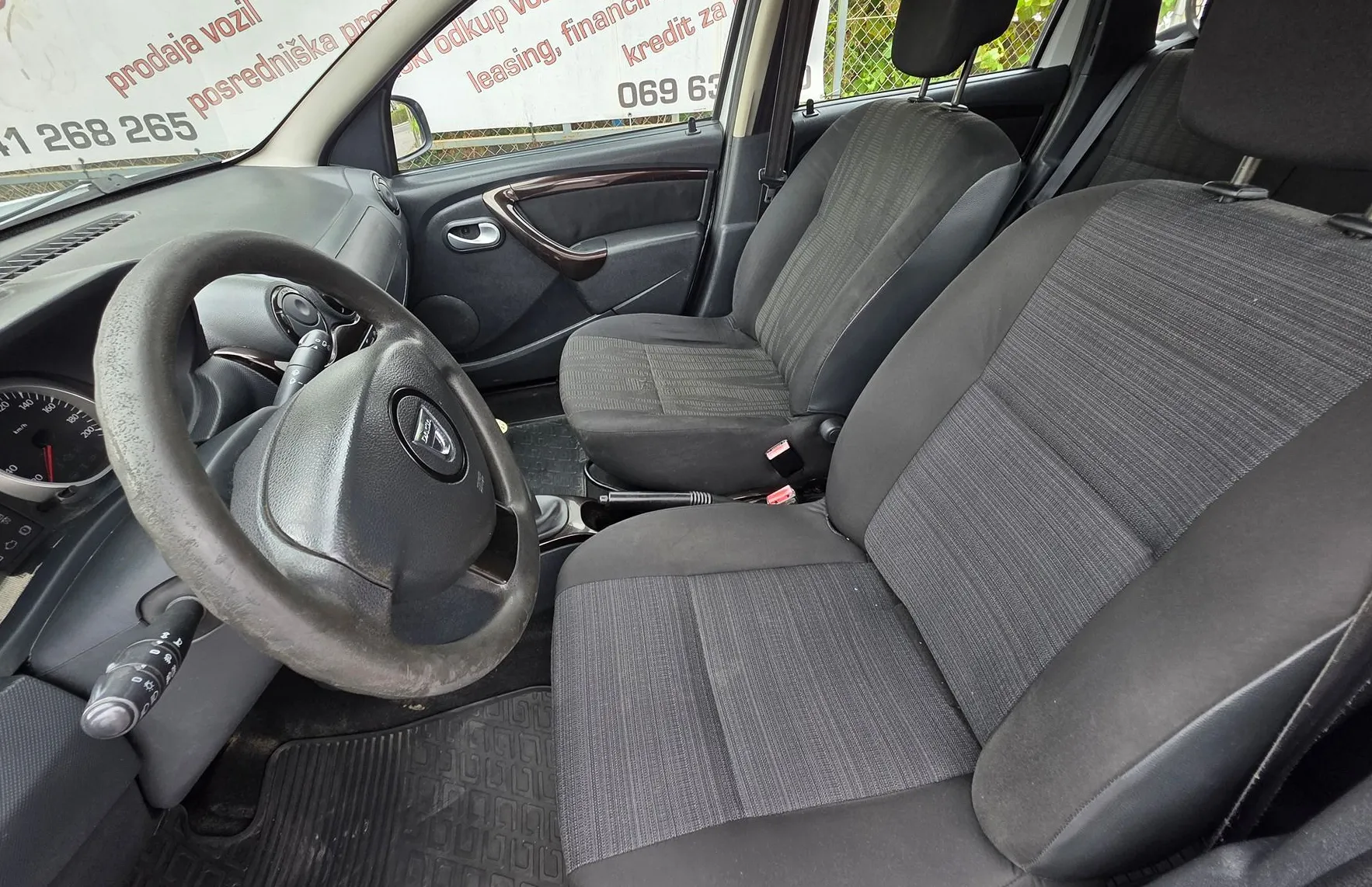 Zunanja slika - Dacia Duster - 4x4 1.5 dCi KLIMA-SLOVENSKA-1.LASTNIK - 12